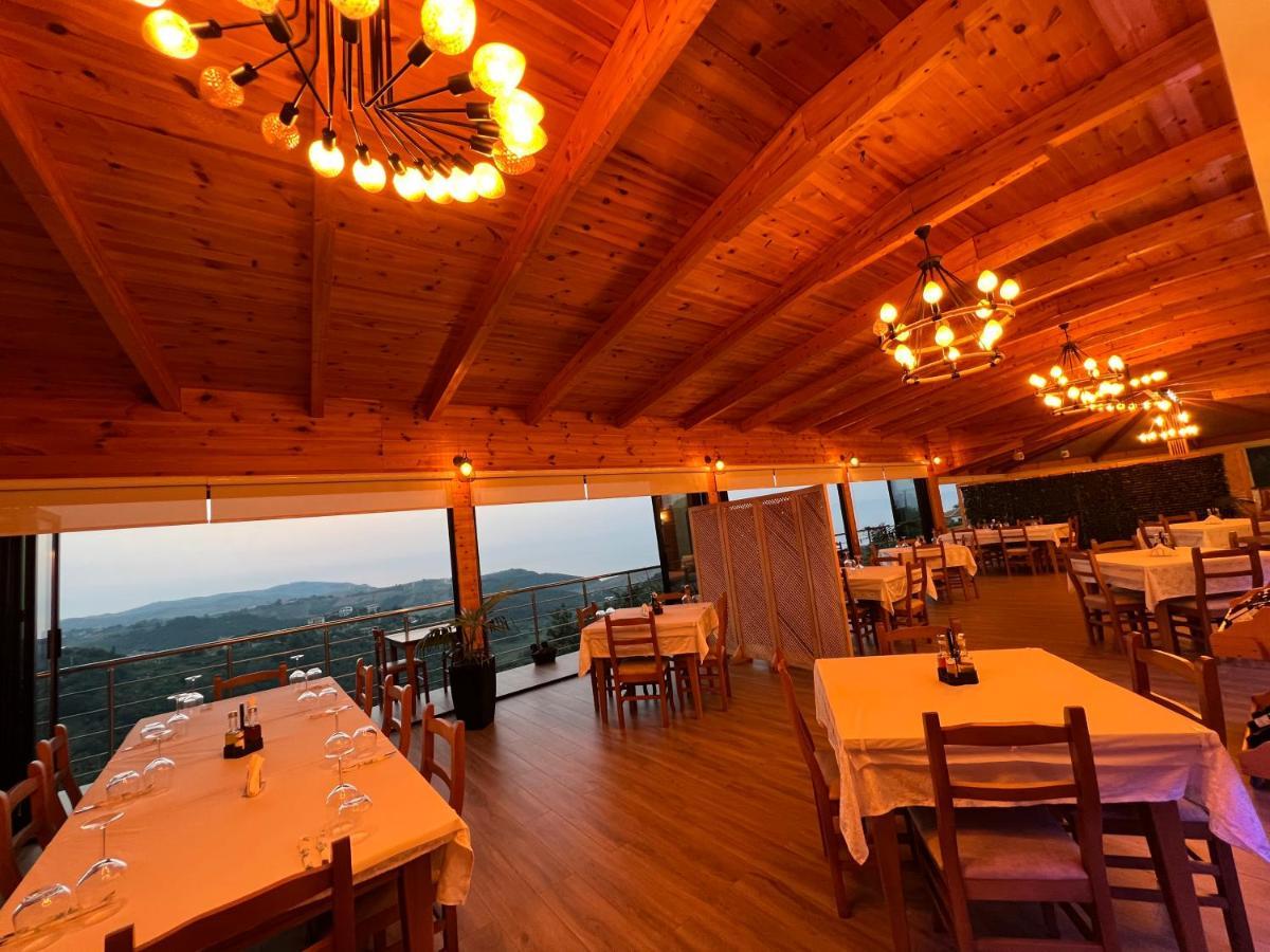 Restorant Hotel Xheni Драч Екстериор снимка